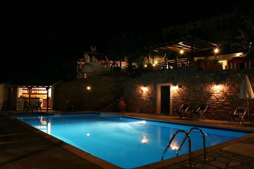 Hotel Vrionis Áyios Dhimítrios Exteriör bild