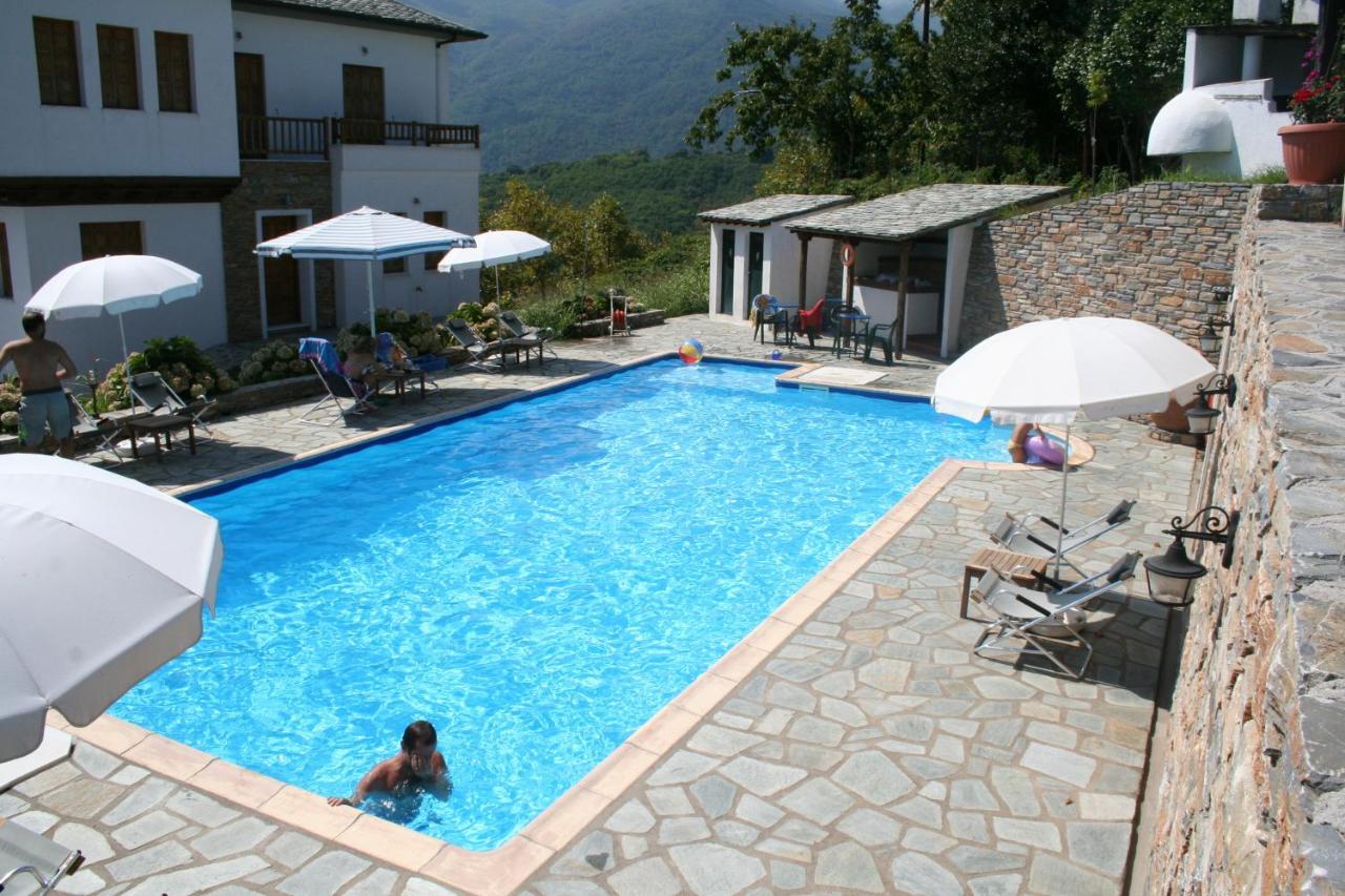 Hotel Vrionis Áyios Dhimítrios Exteriör bild